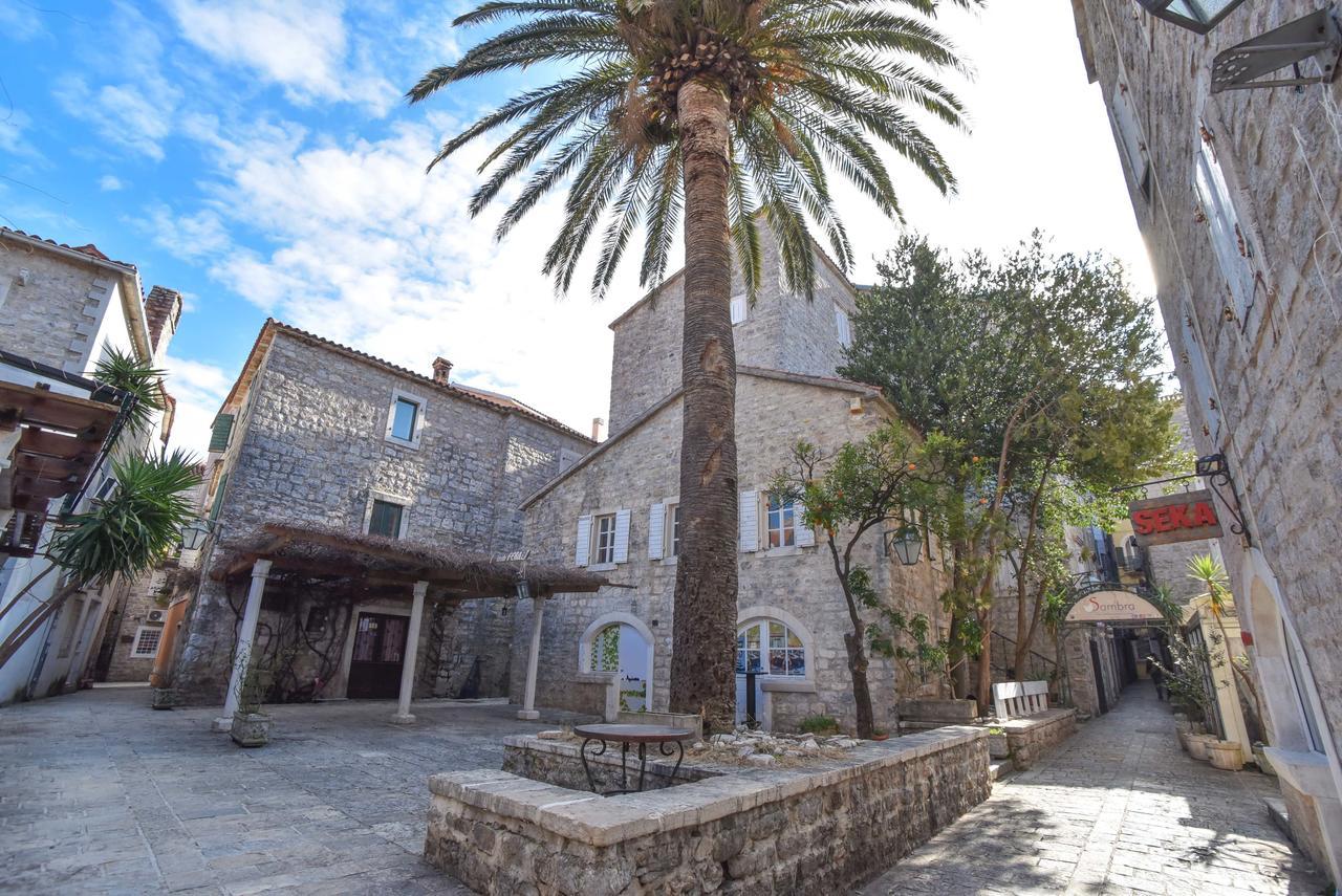 Ferienwohnung Palm Square 1 Old Town Apt Budva Exterior foto